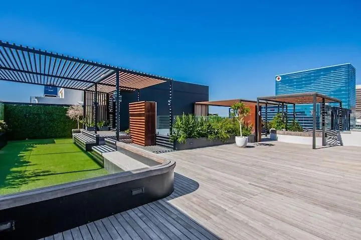 Upmarket And Stylish Apartment With Rooftop Pool. Le Cap