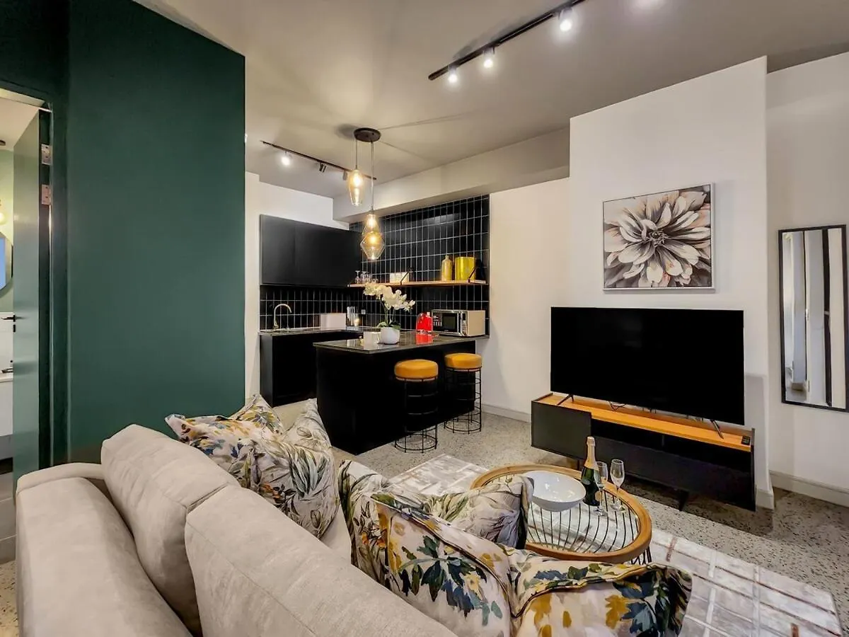 Upmarket And Stylish Apartment With Rooftop Pool. Cape Town 0*,  South Africa