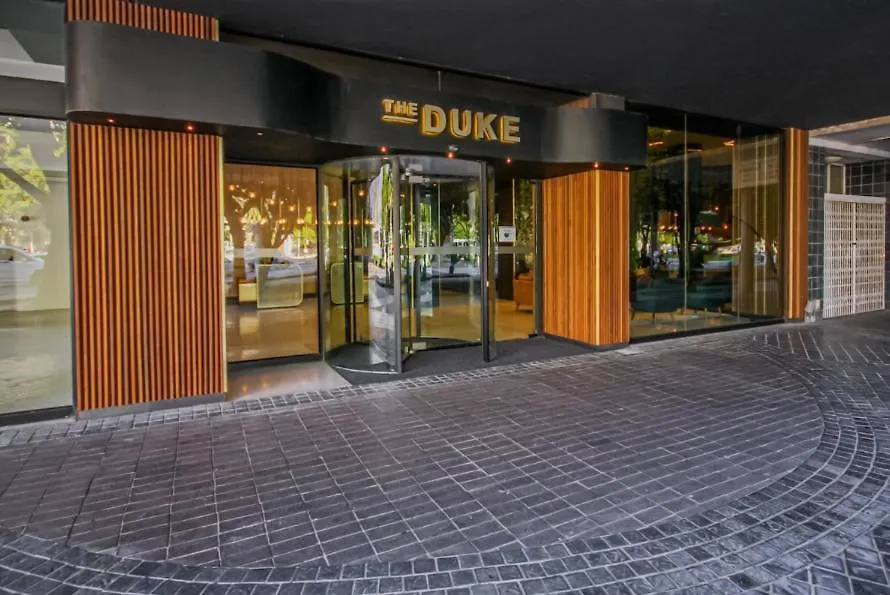 Upmarket And Stylish Apartment With Rooftop Pool. Cape Town
